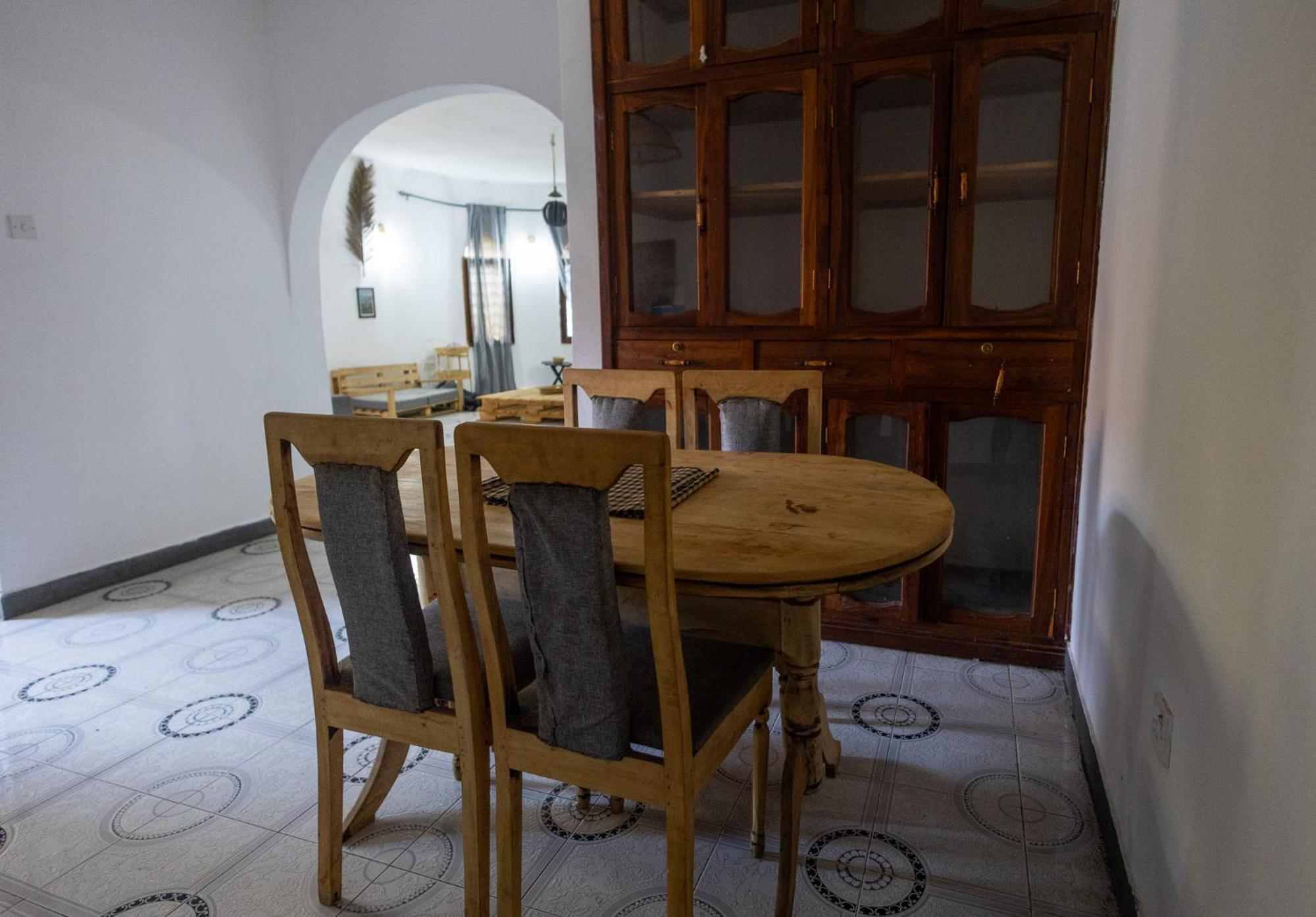 Bed and Breakfast Safari Adventures-House à Arusha Extérieur photo