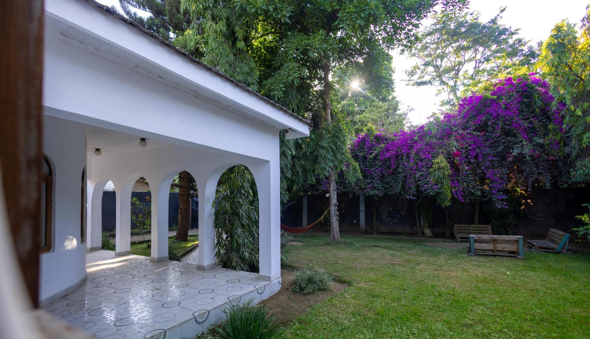 Bed and Breakfast Safari Adventures-House à Arusha Extérieur photo